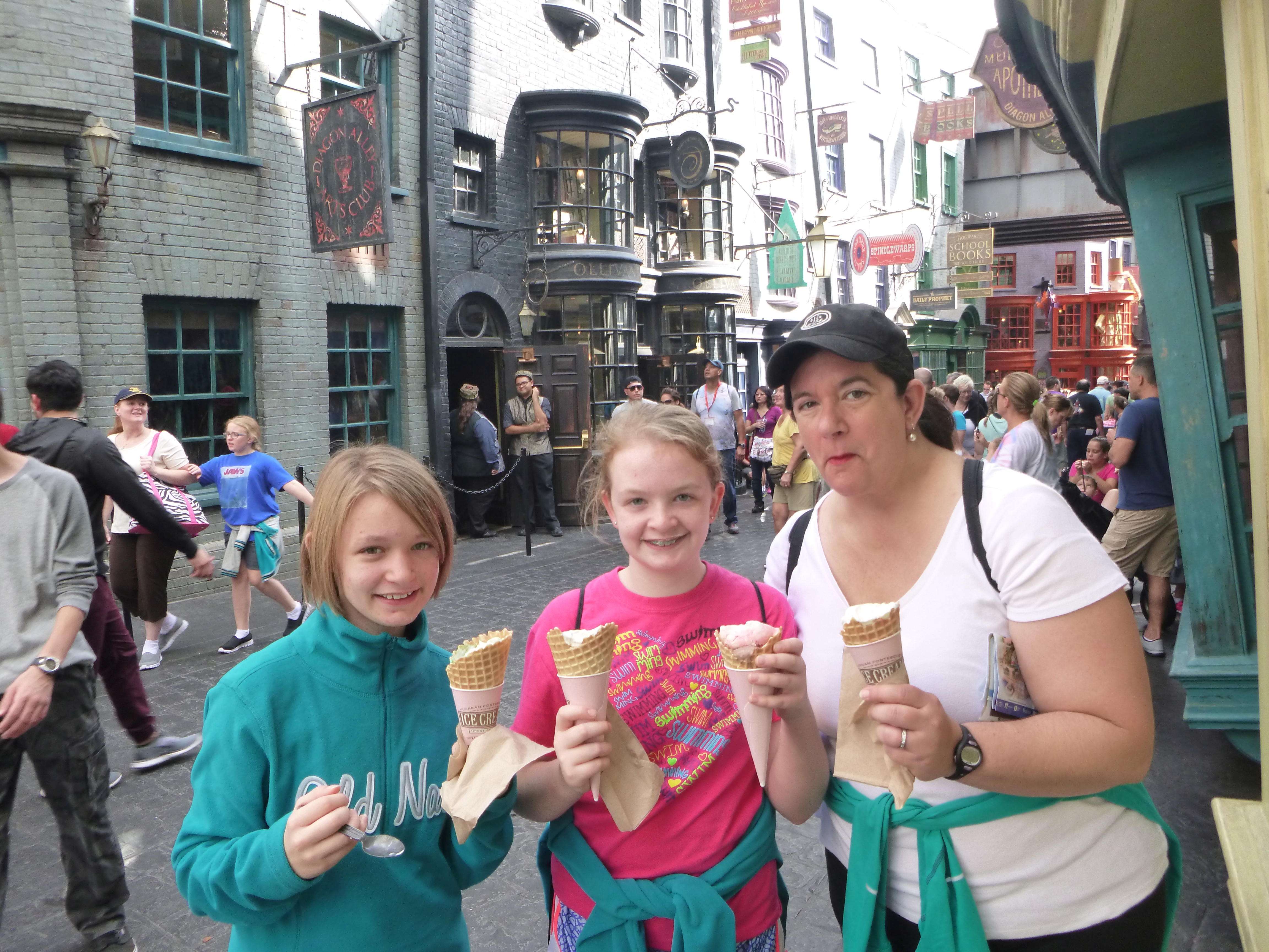 2014-11-24 Universal BJC ice cream.jpg